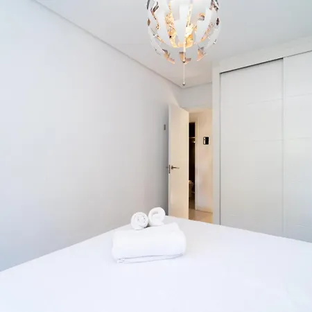 Guestready - Door To Angel Garden Place Madrid Exterior photo